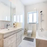 Lägenhet H2 -modern And Spacious 3 Bedroom *