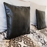 H2 -modern And Spacious 3 Bedroom