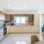 H2 -modern And Spacious 3 Bedroom Lägenhet