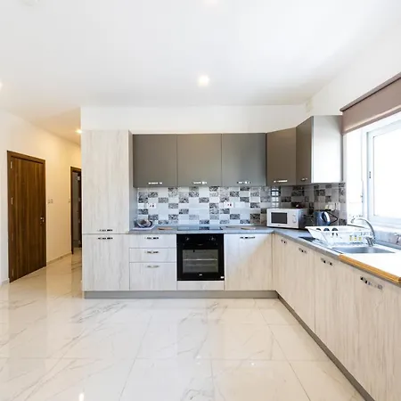 H2 -modern And Spacious 3 Bedroom * San Ġwann