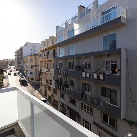 Apartment H2 -modern And Spacious 3 Bedroom