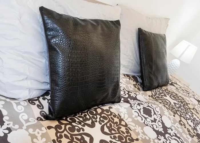 H2 -modern And Spacious 3 Bedroom