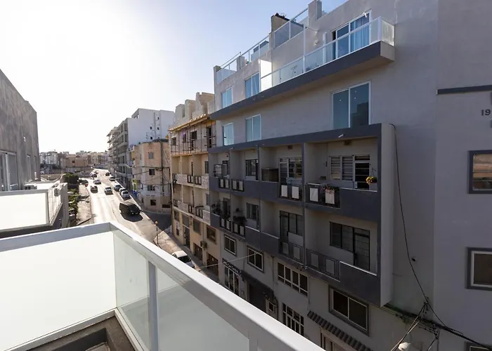 Apartment H2 -modern And Spacious 3 Bedroom