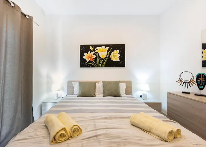 Apartment H2 -modern And Spacious 3 Bedroom San Gwann